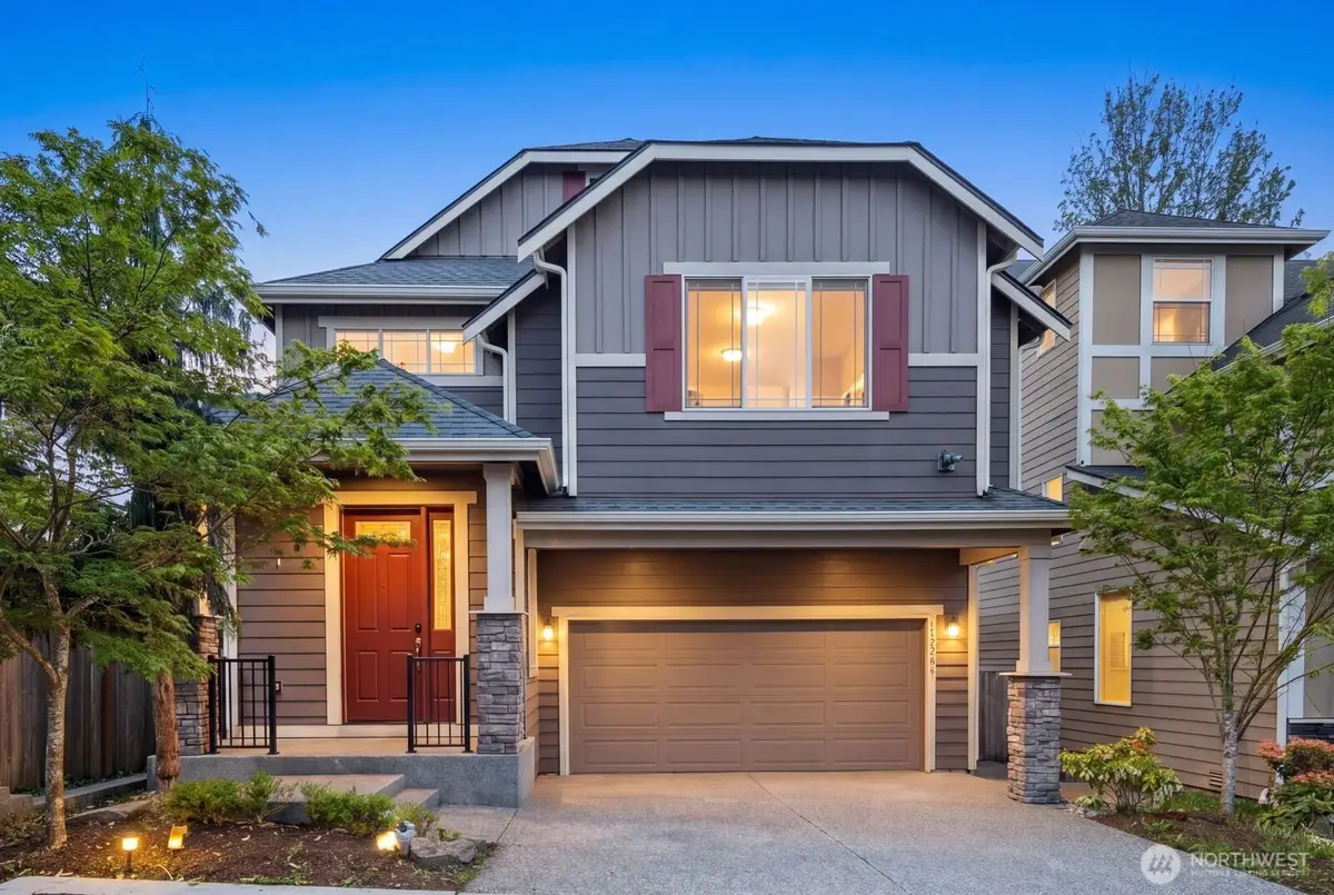 20420 5th Avenue W, Lynnwood, WA 98036 - #1