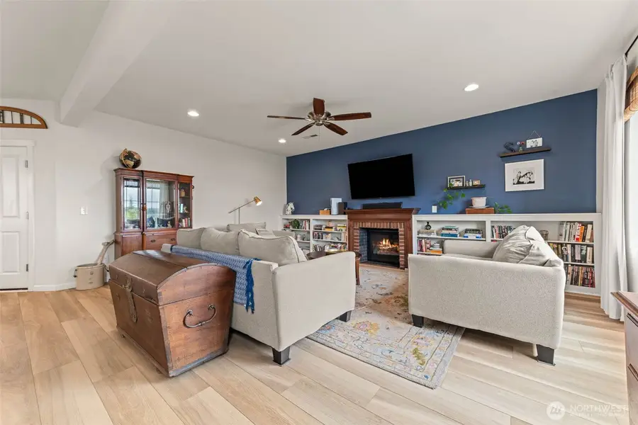 6717 Birdseye Ave Ne, Lacey, WA 98516 - #2