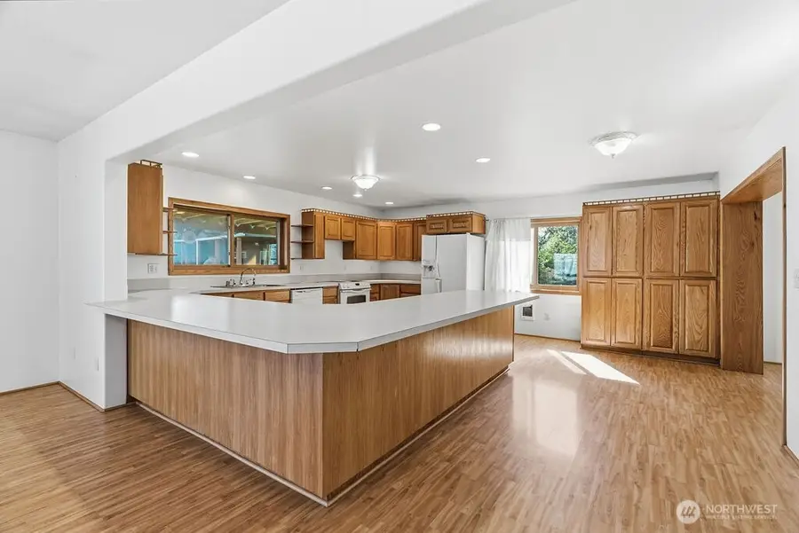 156 Williams Avenue, Kelso, WA 98626 - #3