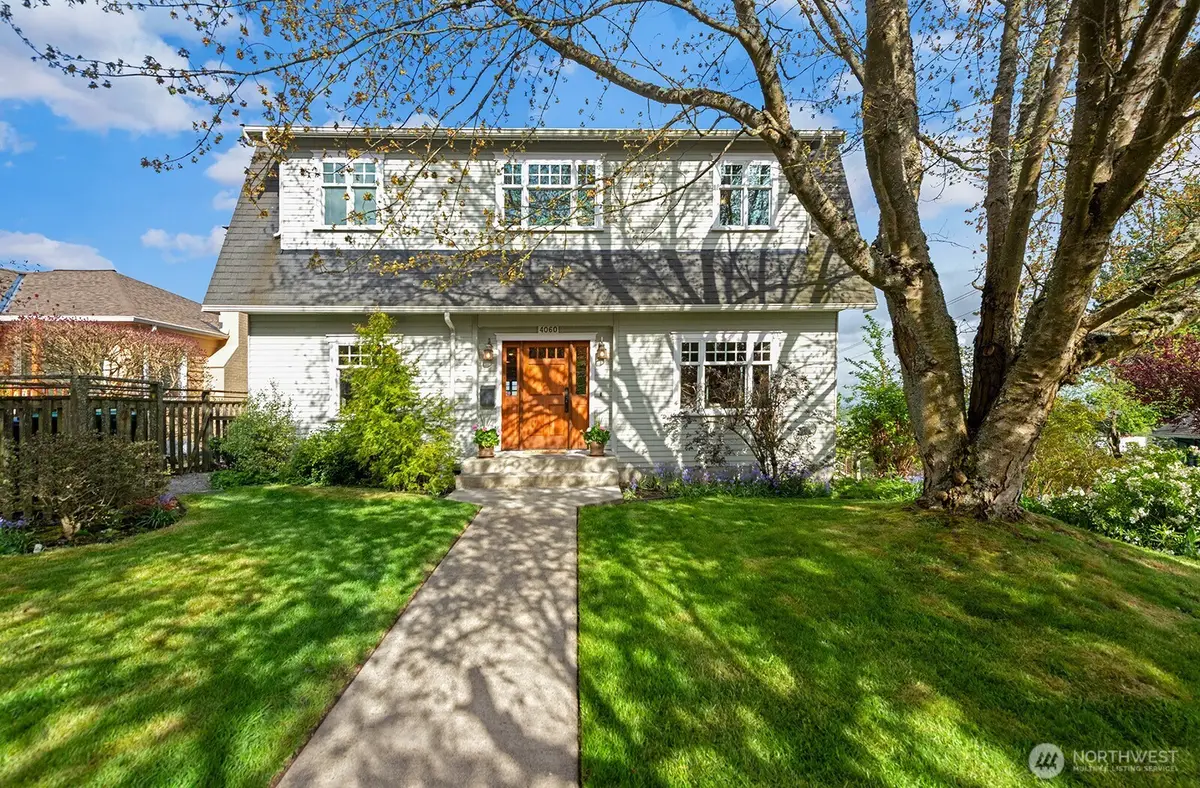 4060 39th Avenue Sw, Seattle, WA 98116 - #1