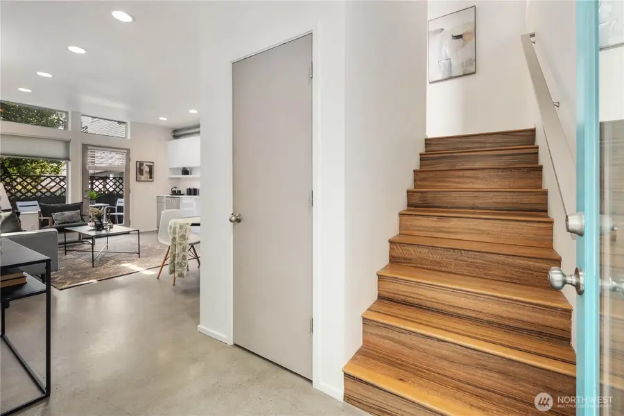 929 14th Avenue, Seattle, WA 98122 - #3