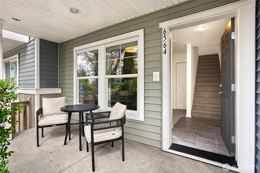 6564 High Point Drive Sw, Seattle, WA 98126 - #3