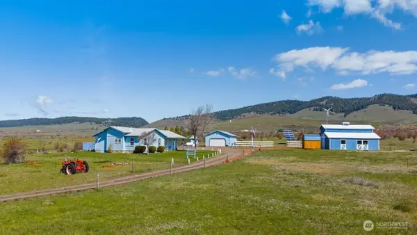 221 Upper Green Canyon Road, Ellensburg, WA 98926