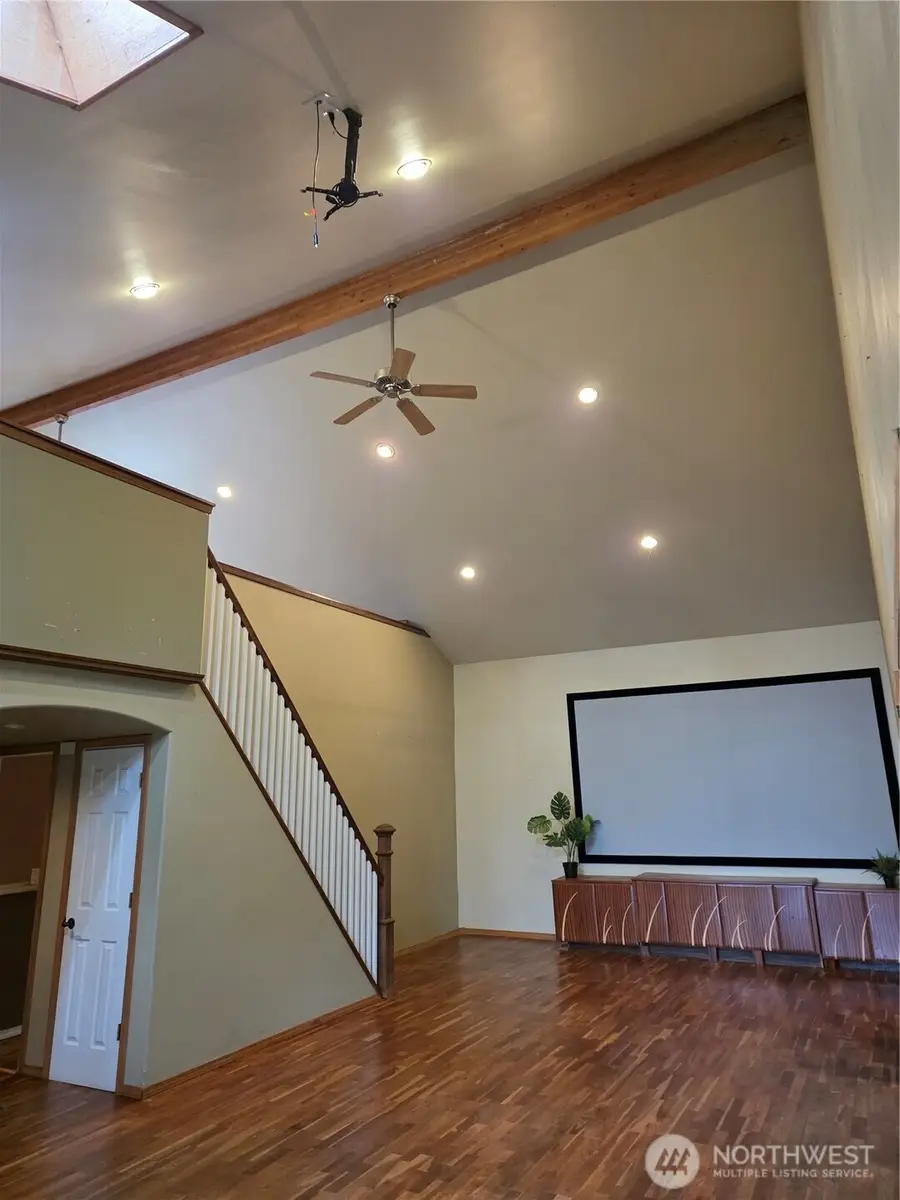 1207 E 121st St, Tacoma, WA 98445 - #2