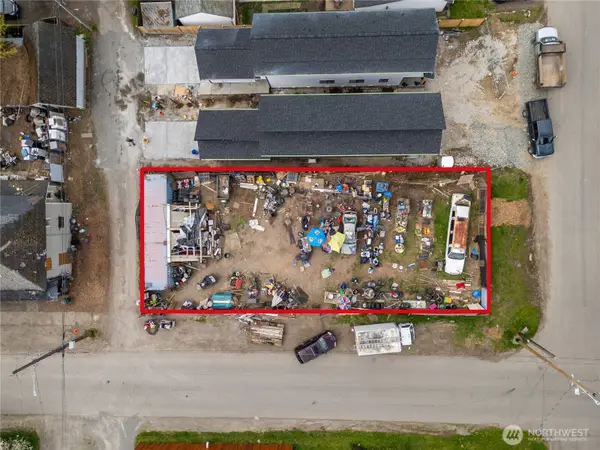 446 E 63rd Street, Tacoma, WA 98404