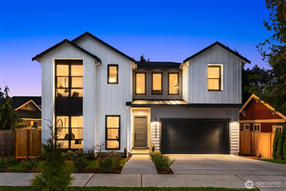 8232 21st Avenue Ne, Seattle, WA 98115 - #1