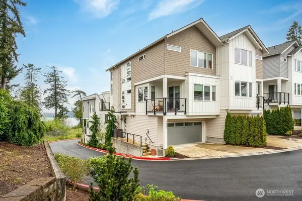 5317 80th Place Sw #1, Mukilteo, WA 98275
