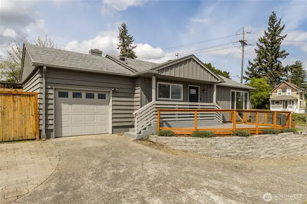 1324 E Fairbanks Street, Tacoma, WA 98404