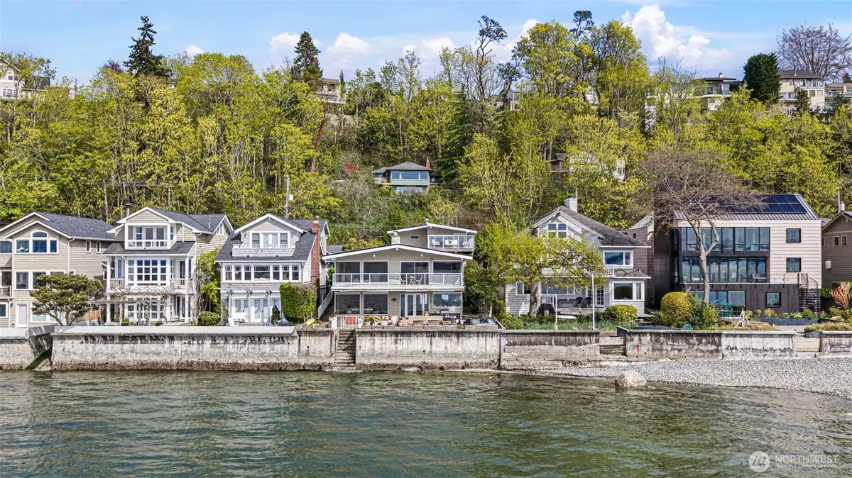 7125 & 7123 Beach Drive Sw, Seattle, WA 98136 - #1