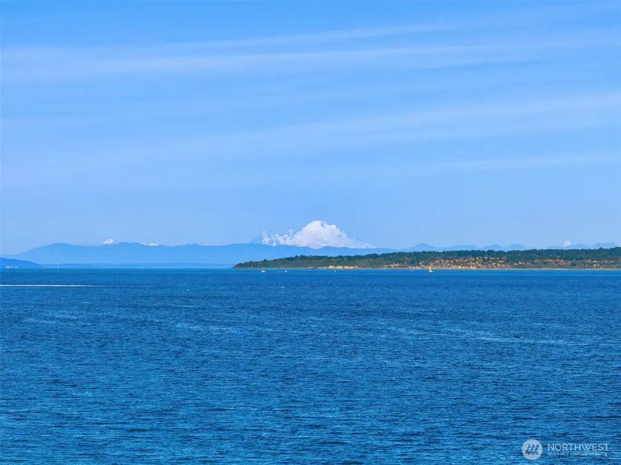 4290 Rockaway Beach Road Ne, Bainbridge Island, WA 98110 - #3