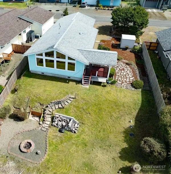 33013 J Place, Ocean Park, WA 98640