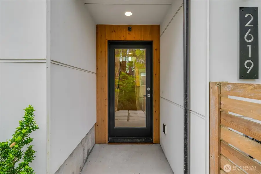 2619 SW Adams Street, Seattle, WA 98126 - #2