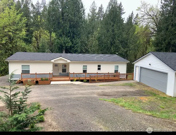 2571 Hazel Dell Road, Castle Rock, WA 98611