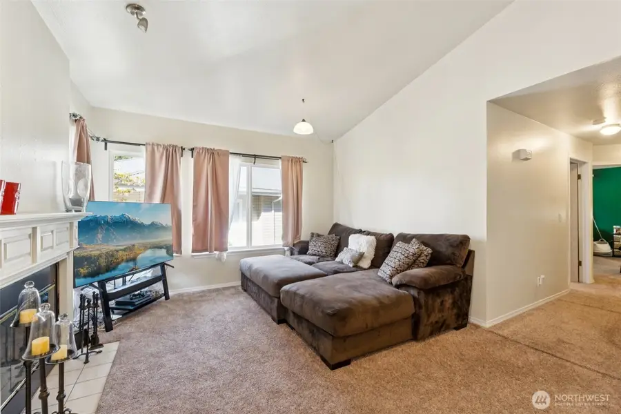 9210 Market Place #H201, Lake Stevens, WA 98258 - #3