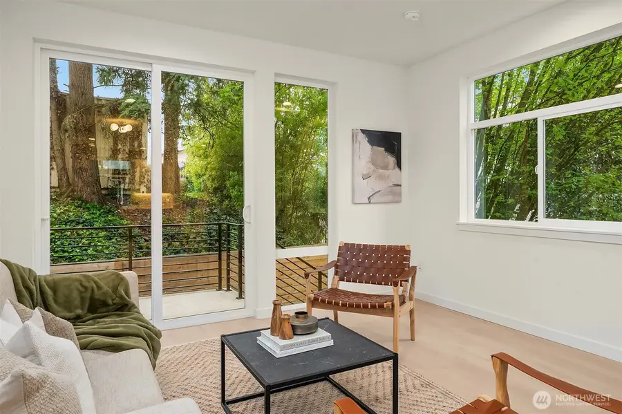 10835 11th Avenue Ne, Seattle, WA 98125 - #3