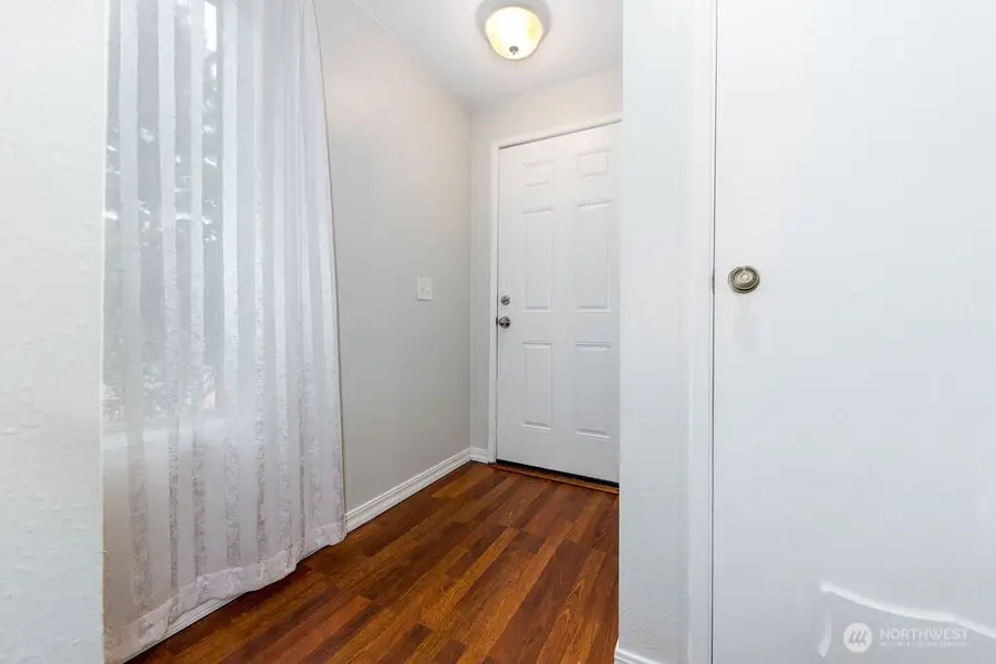 1555 Union Avenue Ne #22, Renton, WA 98059 - #3