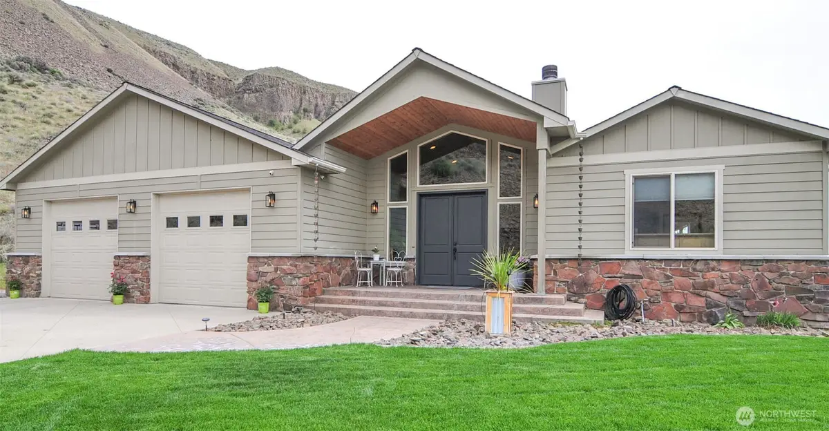 6696 Batterman Road, Rock Island, WA 98850 - #1