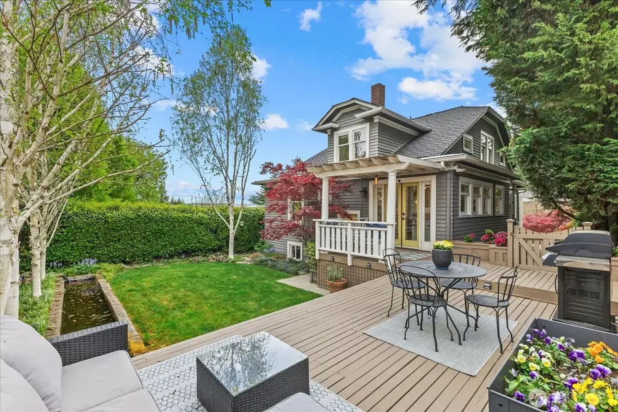 2407 11th Avenue E, Seattle, WA 98102 - #2