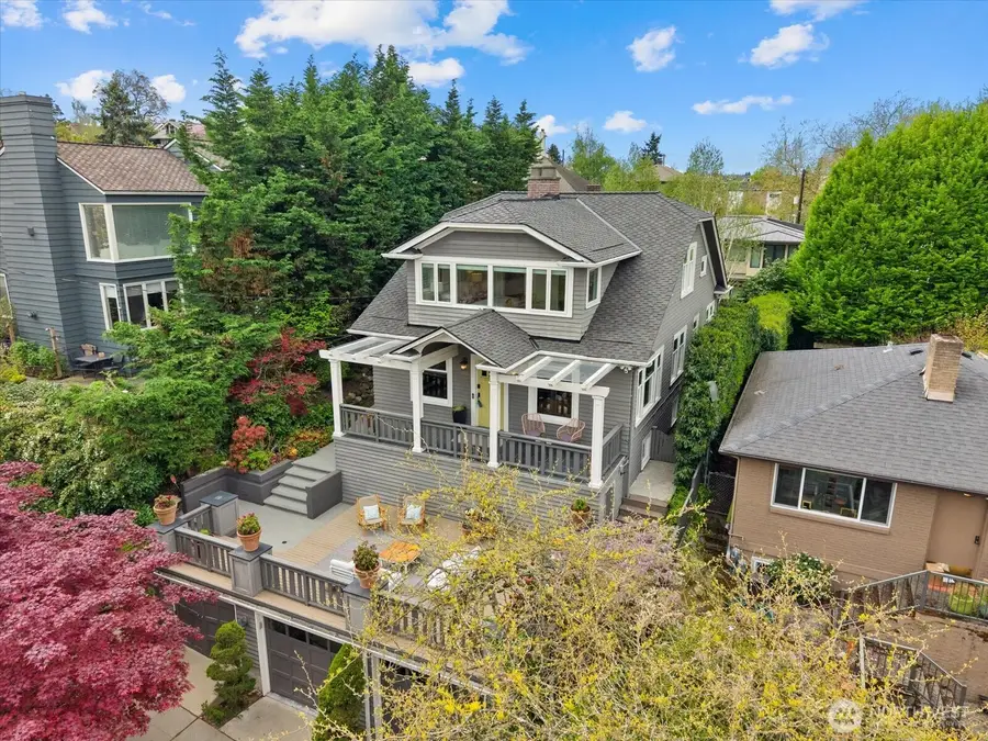 2407 11th Avenue E, Seattle, WA 98102 - #3