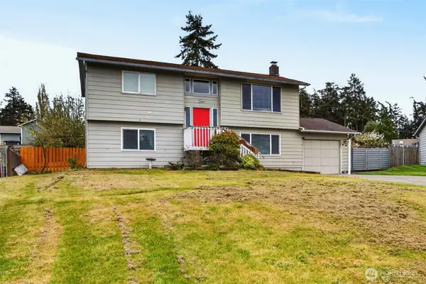 2166 Heritage Way, Oak Harbor, WA 98277