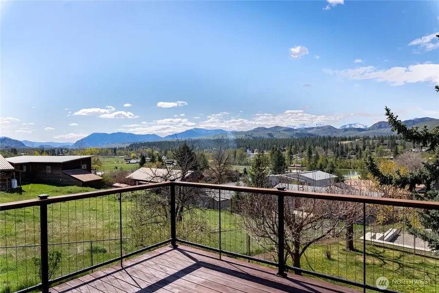 417 Perry Street, Winthrop, WA 98862 - #2