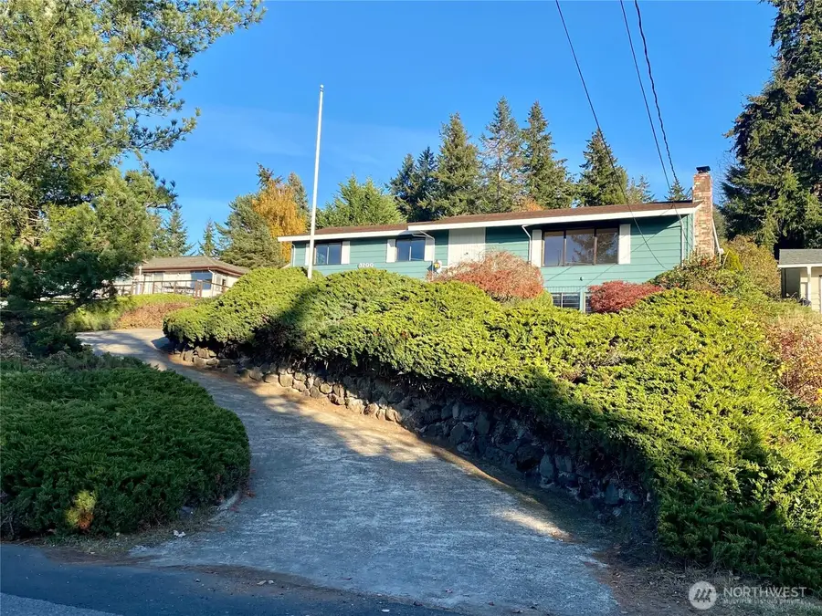 3700 Harbel Drive Ne, Bremerton, WA 98310 - #3