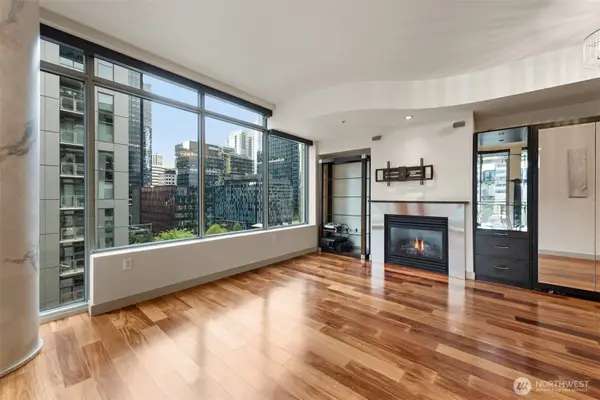 900 Lenora Street #W801, Seattle, WA 98121