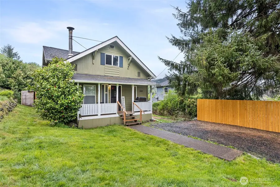 516 Ballentine Street, Raymond, WA 98577 - #2