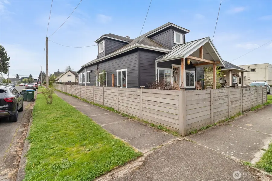 320 E Main Street, Centralia, WA 98531 - #3