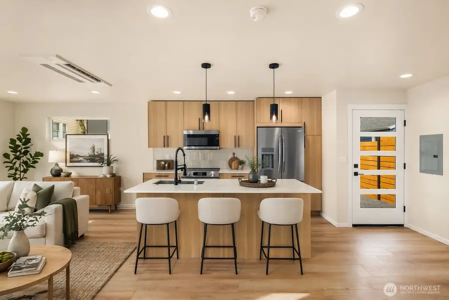 317 NW 87th Street, Seattle, WA 98117 - #3