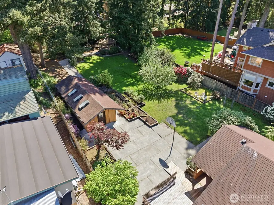7032 132nd Avenue Ne, Kirkland, WA 98033 - #3