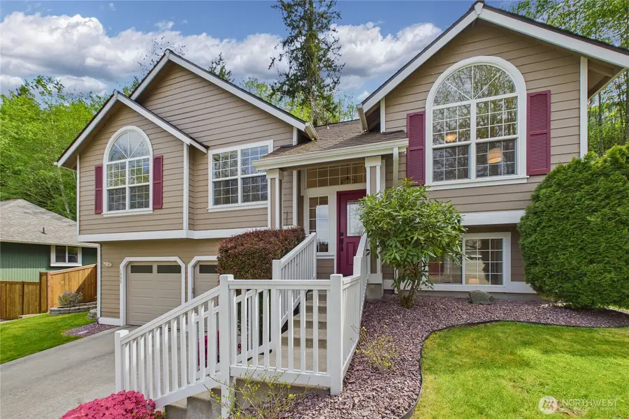 1995 Miss Ellis Loop Ne, Poulsbo, WA 98370 - #2