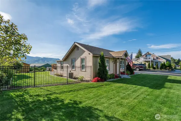 1104 N Baker, East Wenatchee, WA 90880