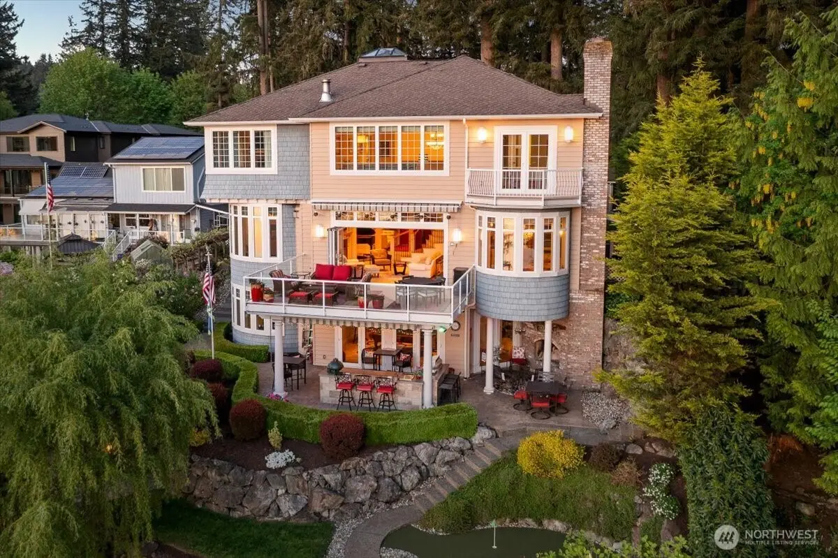 17319 191st Avenue Ne, Woodinville, WA 98072 - #1