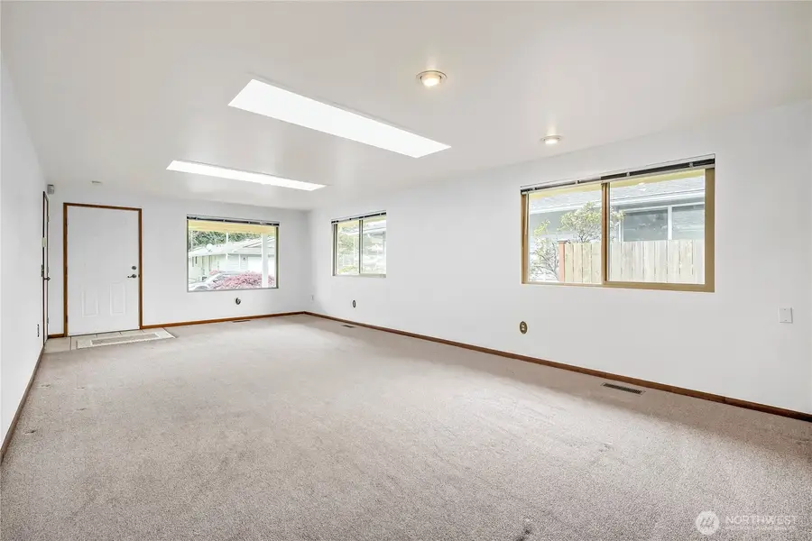 24806 10th Avenue S, Des Moines, WA 98198 - #3