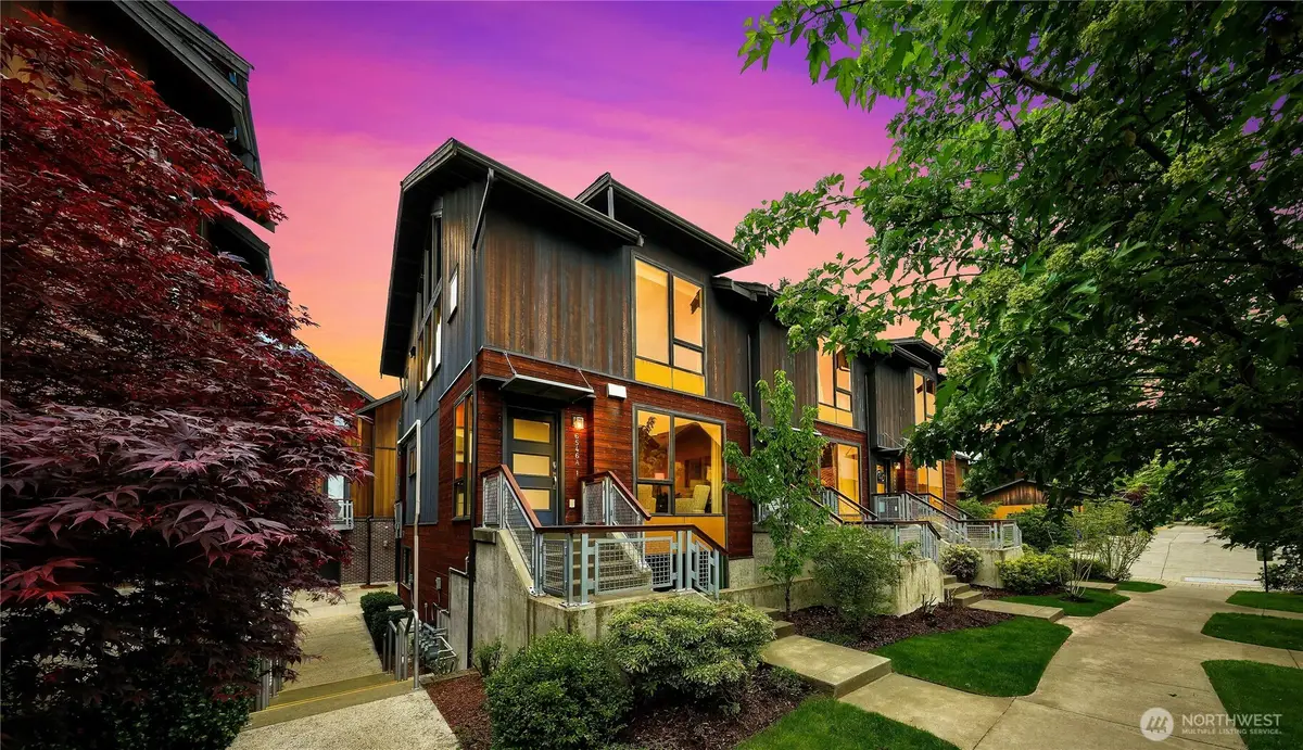 6546 32nd Avenue Ne #A, Seattle, WA 98115 - #1