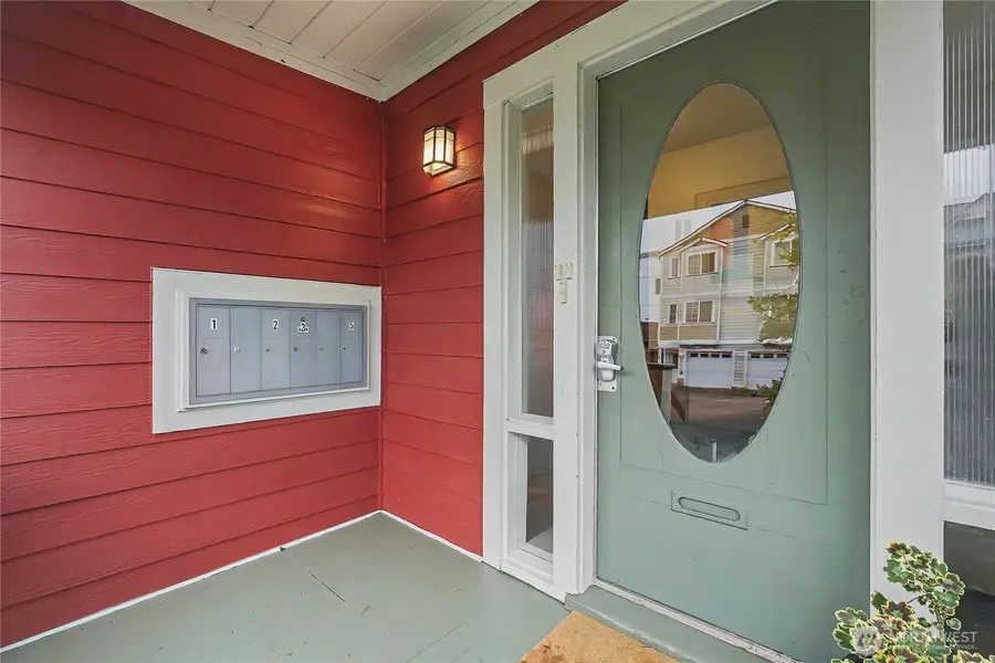 612 N Oakes Street, Tacoma, WA 98406 - #2