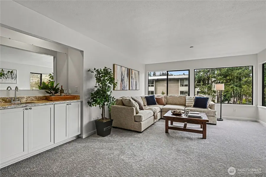 10101 SE 3rd Street #202, Bellevue, WA 98004 - #3