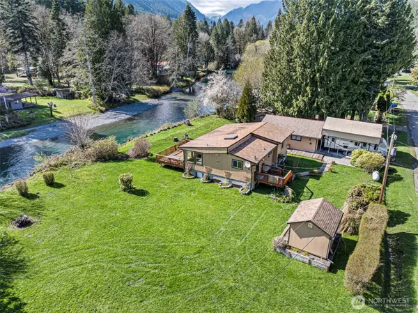 210 Kelly Road, Brinnon, WA 98320