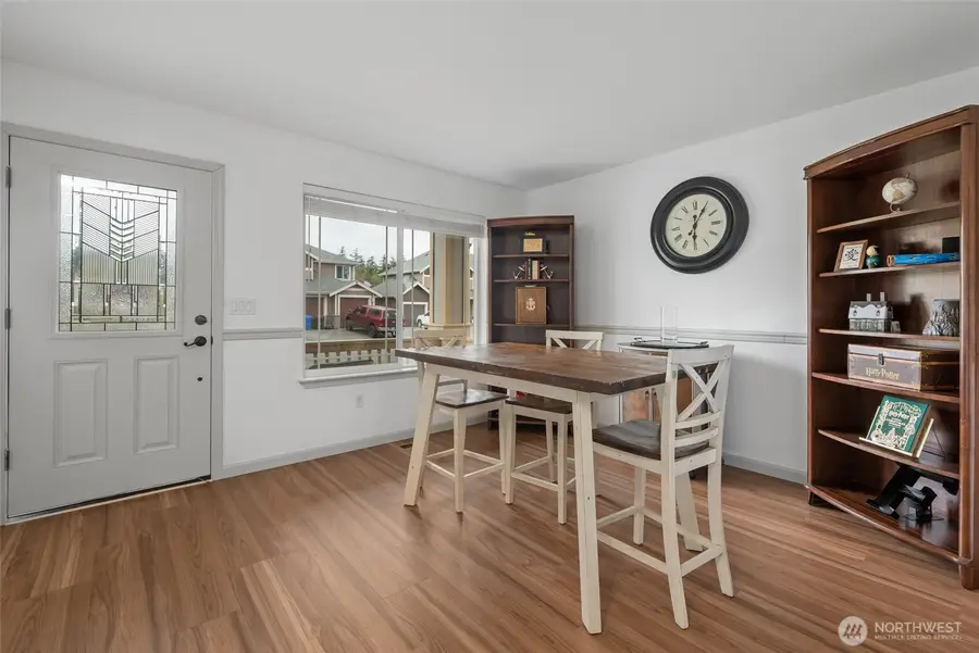 1077 NW Longview Drive, Oak Harbor, WA 98277 - #2