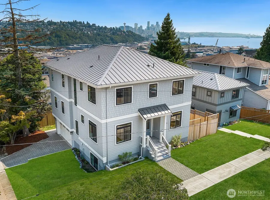 2114 26th Avenue W, Seattle, WA 98199 - #2