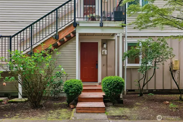 12720 NE 120th Street #I-1, Kirkland, WA 98034