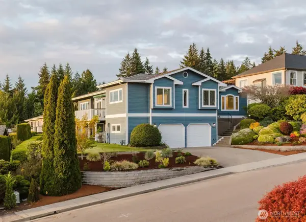 6010 Osprey Circle, Bremerton, WA 98312