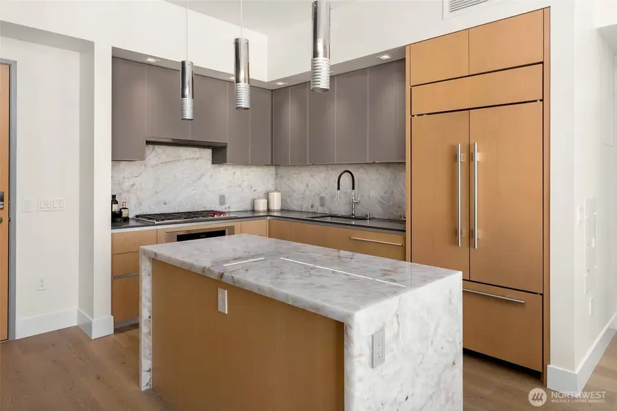 2510 6th Avenue #3902, Seattle, WA 98121 - #2