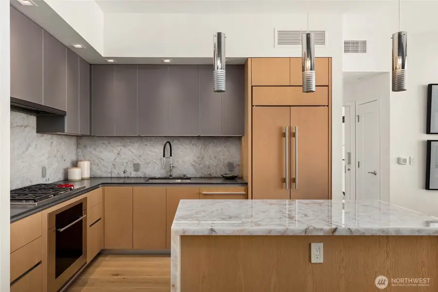 2510 6th Avenue #3902, Seattle, WA 98121 - #3