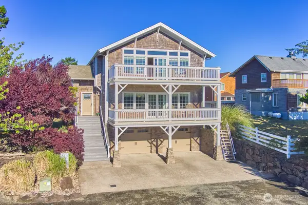 205 26th Street Nw, Long Beach, WA 98631