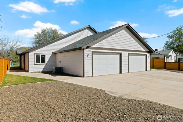 1917 Landon Avenue #1 & 2, Union Gap, WA 98903