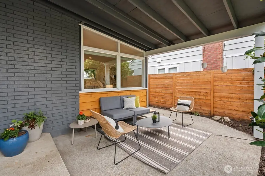 7142 31st Avenue Sw, Seattle, WA 98126 - #2