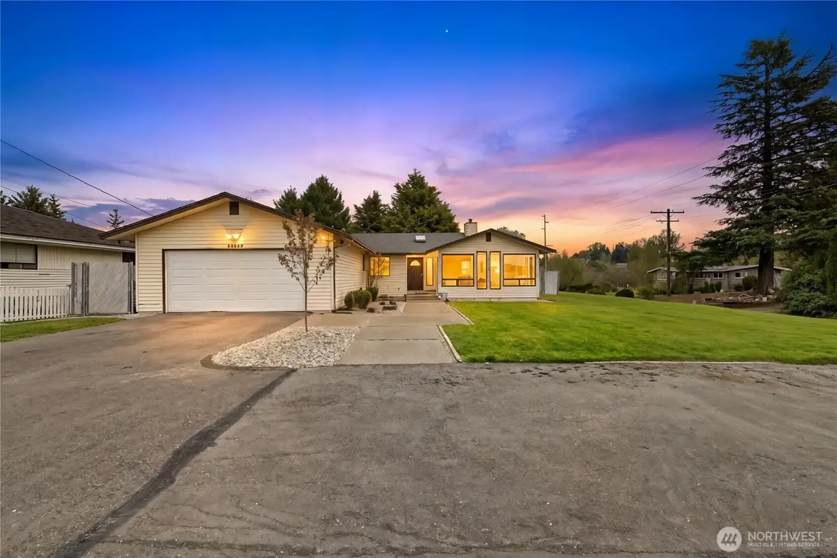 22038 11th Avenue S, Des Moines, WA 98198 - #1