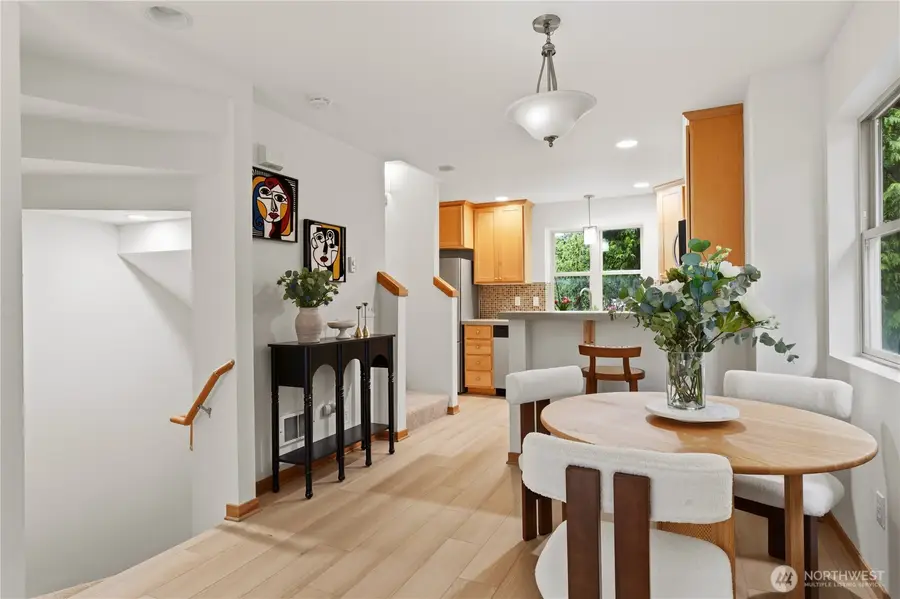 9010 18th Ave Sw #C, Seattle, WA 98106 - #3